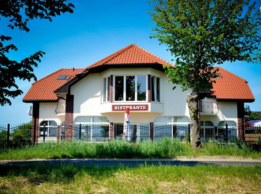 Rezydencja Lux Rewa Exteriér fotografie